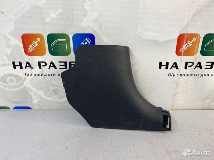 Накладка на порог внутренняя передняя правая Kia