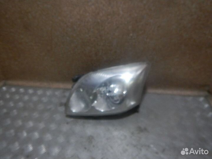 Фара левая, Toyota (Тойота) -avensis II (03-08)