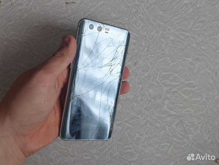 HONOR 9, 4/64 ГБ