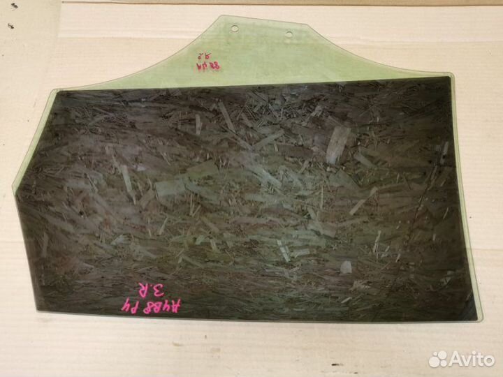 Стекло двери заднее правое Audi A4 B8 cala 2008