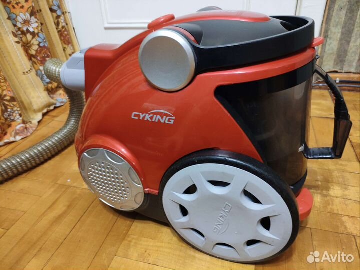 Пылесос LG Cyking V-C7050NT