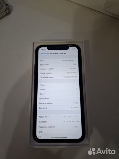 iPhone 11, 64 ГБ