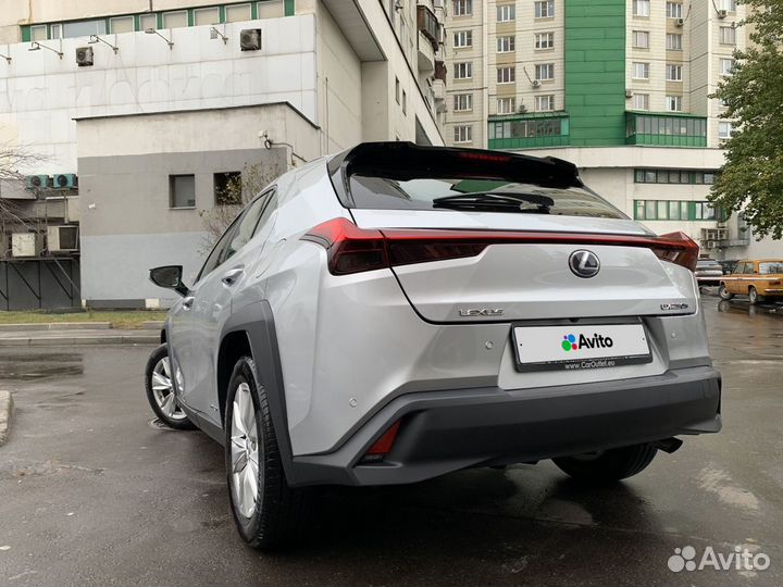 Lexus UX 2.0 CVT, 2019, 38 500 км