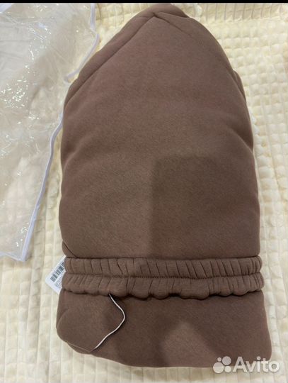 Комплект на выписку новый