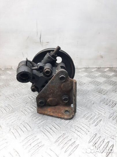 Насос гидроусилителя руля Chrysler Voyager 2.8 ENR