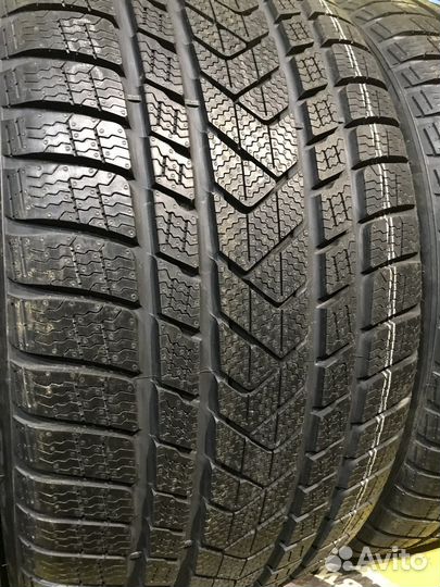 Pirelli Scorpion Winter 275/40 R21 и 315/35 R21 107V
