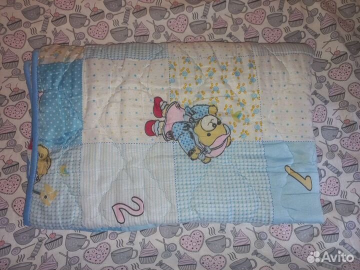 Постельное белье,одеяло в детскую кроватку