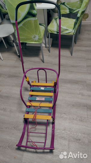 Продам санки детские