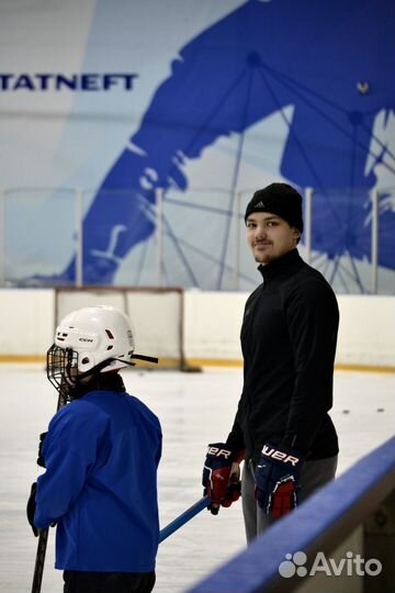 Тренер по хоккею