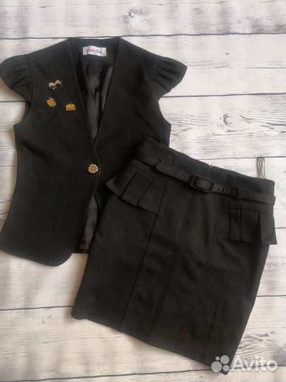 Школьный костюм для девочки 140