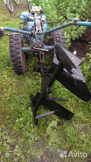 Продаю оборотный плуг для мотоблока Агрос, мтз