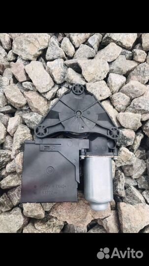 Моторчик стеклоподъемника правый skoda а 5