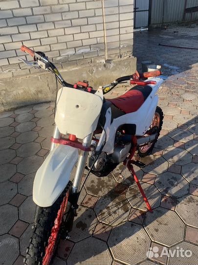 Продам мотолэнд crf 125