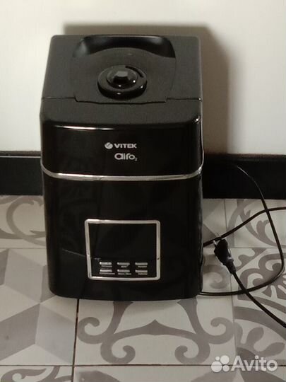 Увлажнитель-ионизатор воздуха Vitek