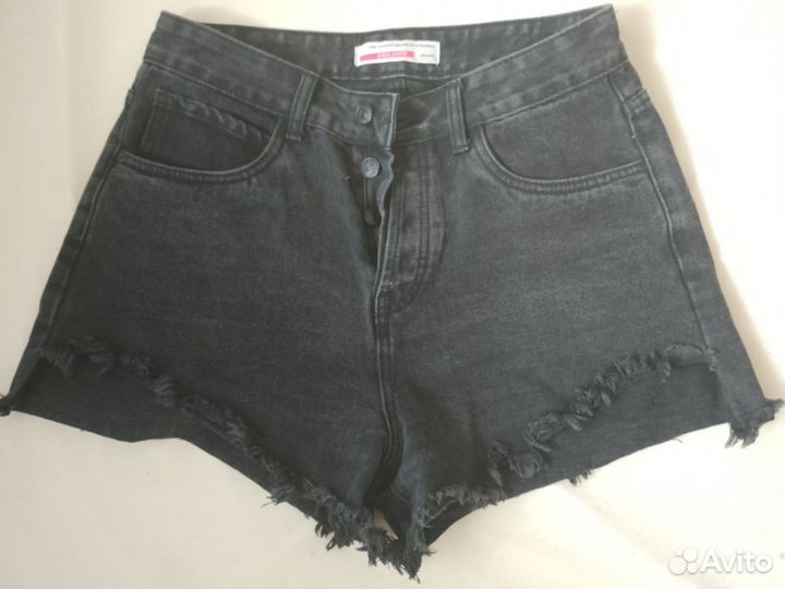 Джинсовые шорты