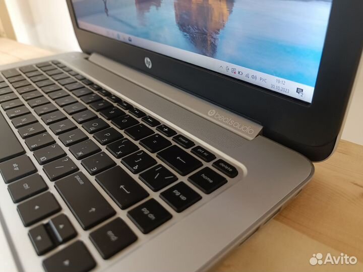 Ноутбук для работы HP A4/SSD/Radeon R3 graphics