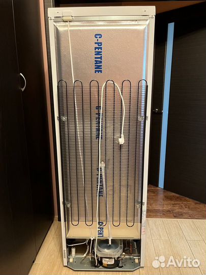 Продаю холодильник