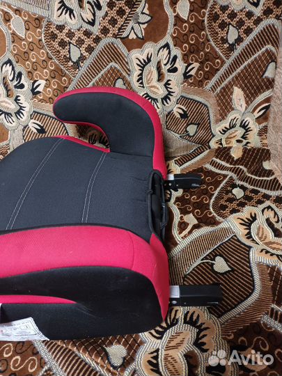 Кресло бустер isofix
