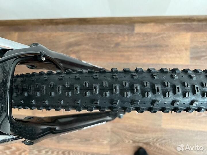 Велосипед горный GT 27,5 avalanche comp