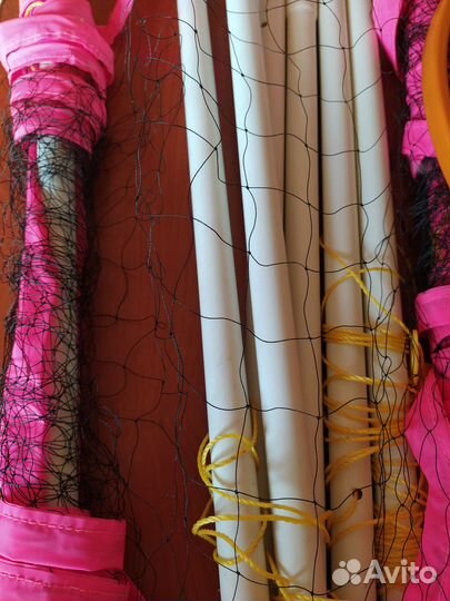 Волейбольная сетка и др. спортивные атрибуты