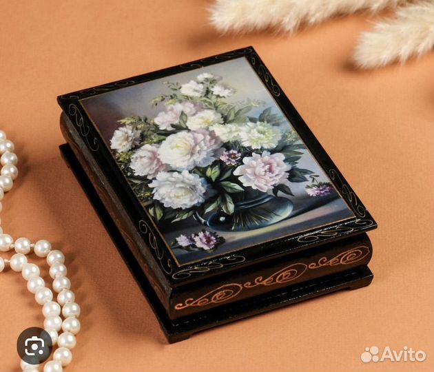 Шкатулка для украшений