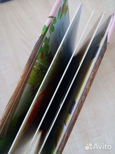 Детская пальчиковая книга Usborne на английском