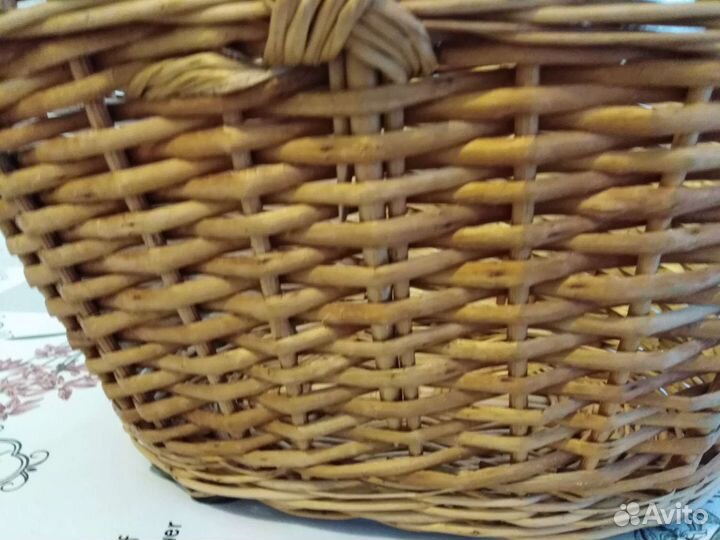 Корзина плетёная ручной работы