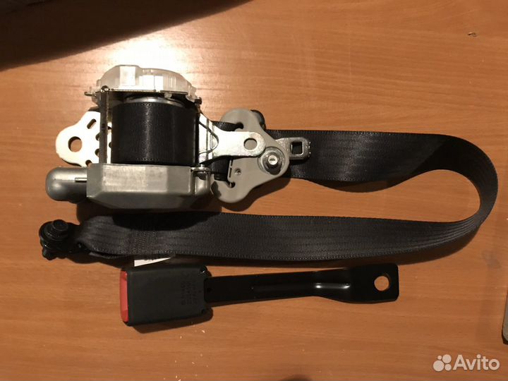 Ремень безопасности Suzuki SX4 правый