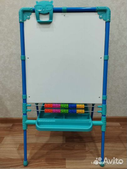 Мольберт Ника