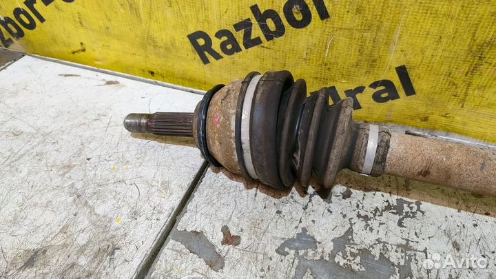Привод передний правый Рено Логан 1