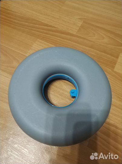 Игрушка для кошек с мячиком