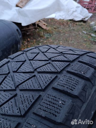 Bridgestone Blizzak DM-V2 265/60 R18 110R