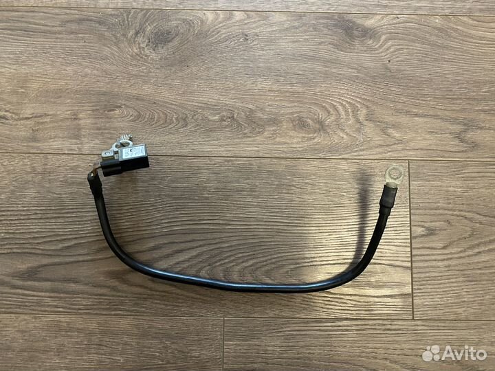 Клемма аккумулятора минус Mercedes C-Class W204