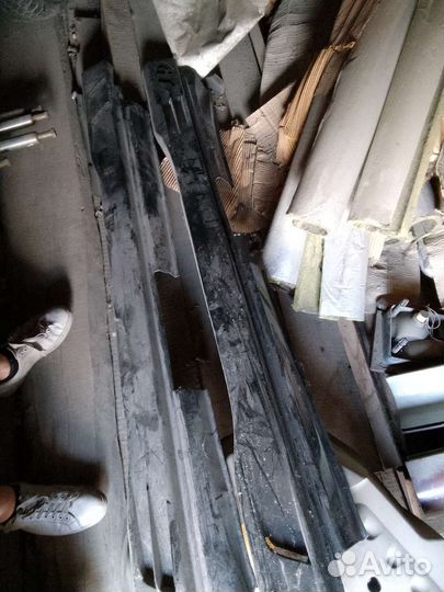 Накладки пластиковые на пороги GT 2шт