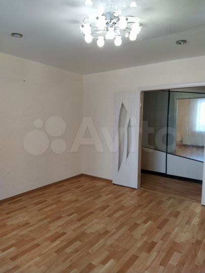2-к. квартира, 56,8 м², 1/10 эт.