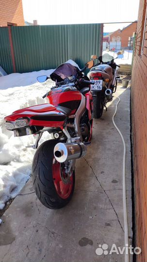 Kawasaki zx6r