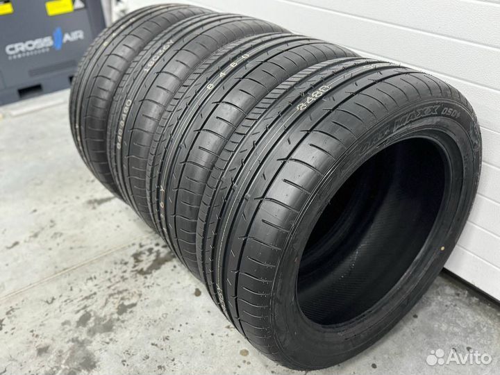 Dunlop SP Sport Maxx 050+ 235/45 R17 97Y