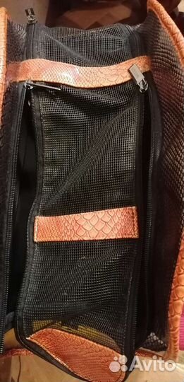 Переноска для кошек и собак