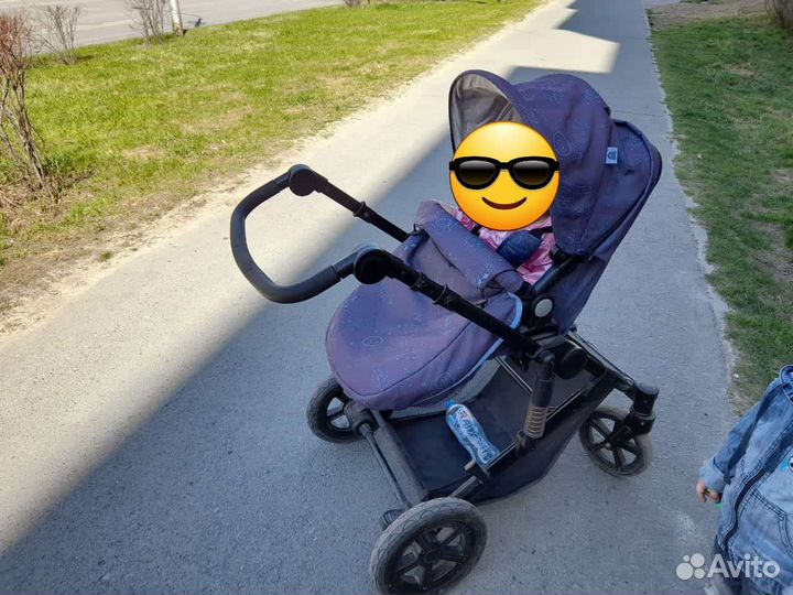 Прогулочная коляска