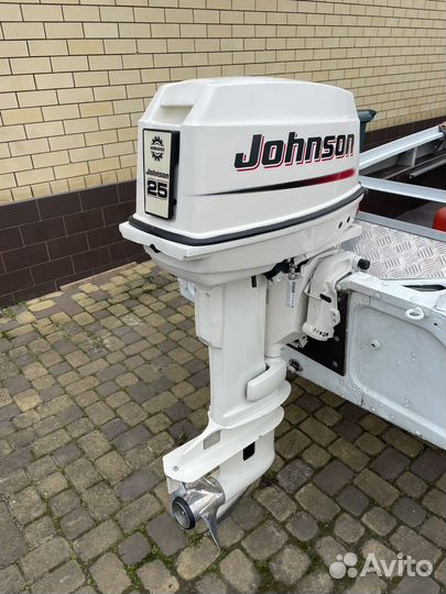 Лодочный мотор Johnson 25 лс(30)