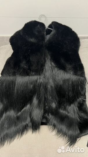 Меховая жилетка