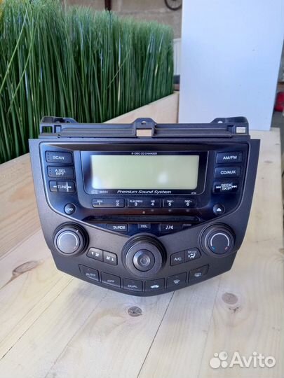 Штатная магнитола honda accord 7