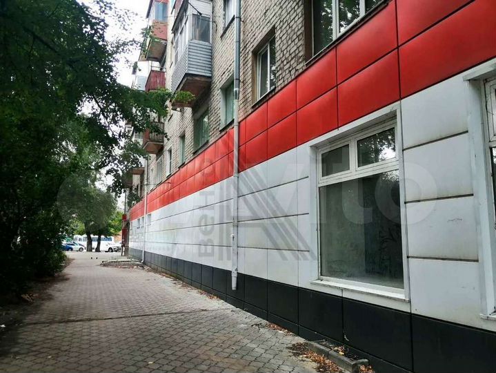 Сдам торговое помещение, 182 м²