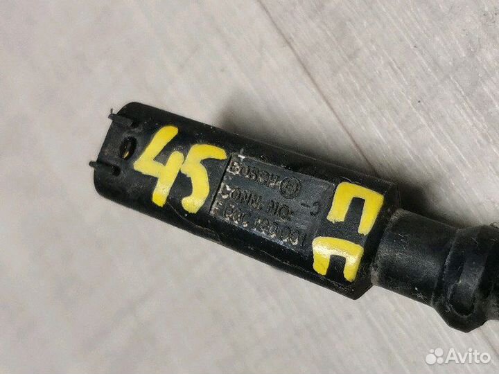 Датчик abs передний Nissan Tiida C11 1.6 HR16DE