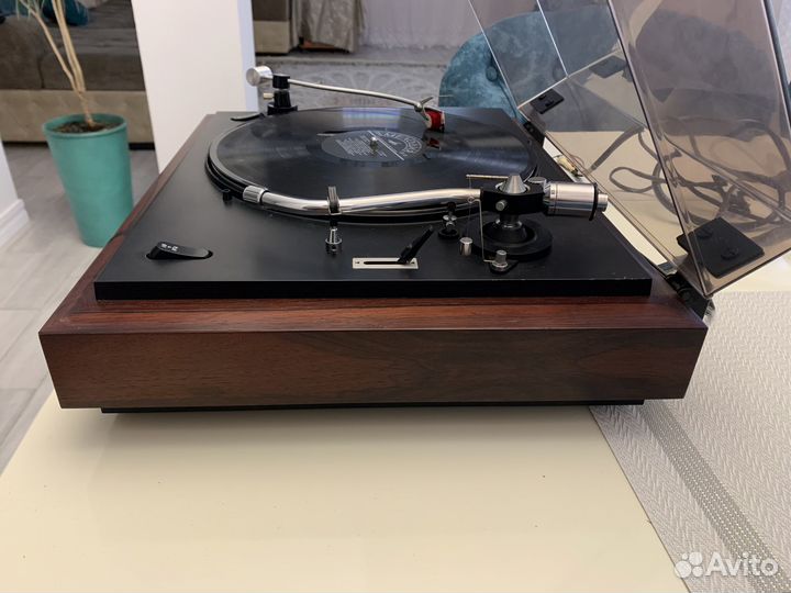 Yamaha YP-700, проигрыватель пластинок