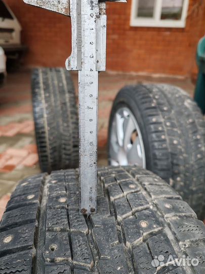 Dunlop SP Winter Ice 01 205/55 R16 T