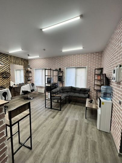 Помещение 46 м² с парковкой