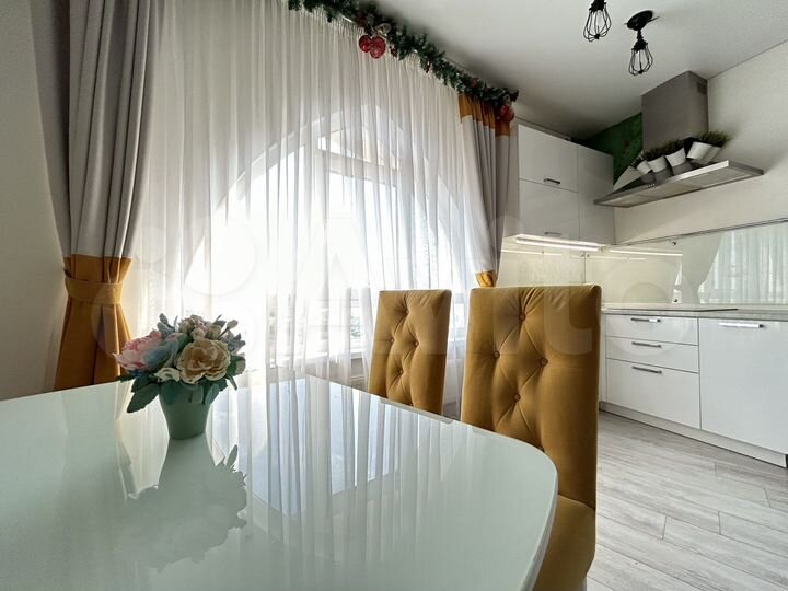 2-к. квартира, 50 м², 18/19 эт.