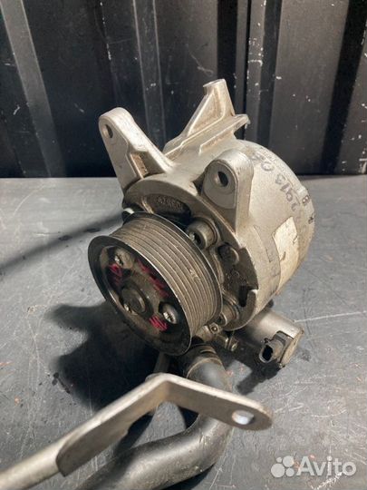 Насос гидроусилителя руля Mercedes-Benz M-Klass