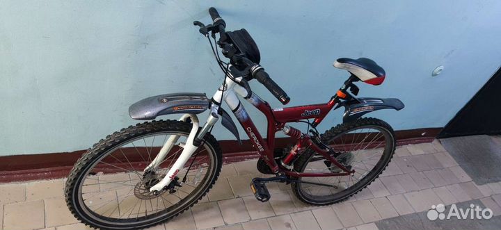 Jeep Cherokee Sport 26-Inch Mountain Bike